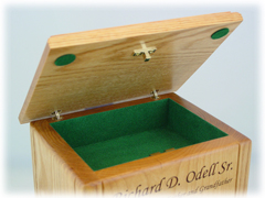 Classic Cremation Urn Memory Chest